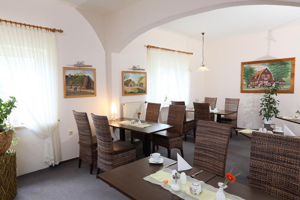 Hotel Zur Linde Hechthausen ภายนอก รูปภาพ